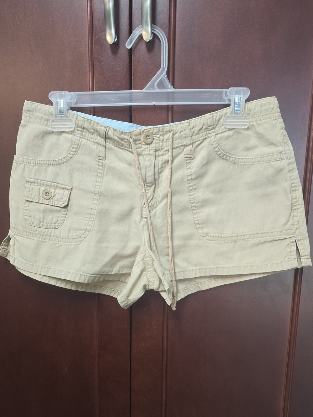 Vintage. EUC. Aeropostale Tan Drawstring  Shorts. SIZE 5/6